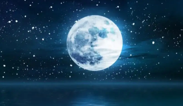 月亮七彩光晕是吉兆(月亮发出彩色的光晕是代表了什么?)